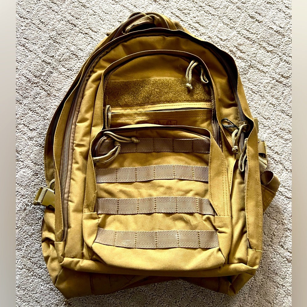 SOG Coyote Brown backpack